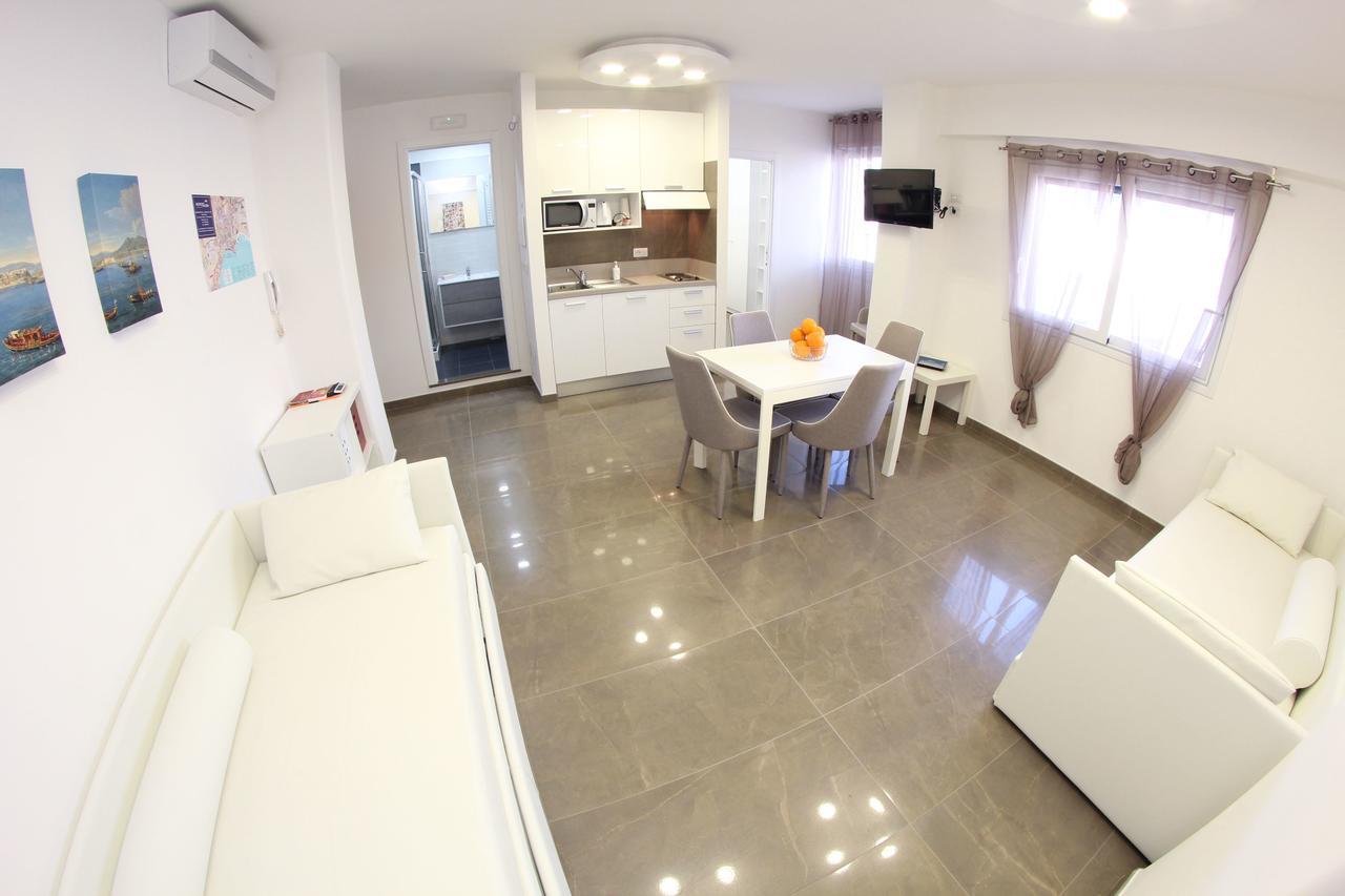 Mondo Suites Apartments Neapel Exterior foto